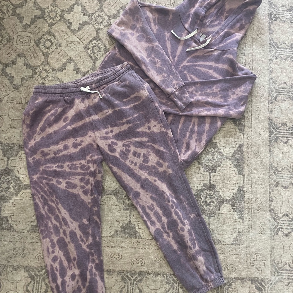 Tie-Dye Pullover Hoodie and Joggers Set - Lavender Mauve